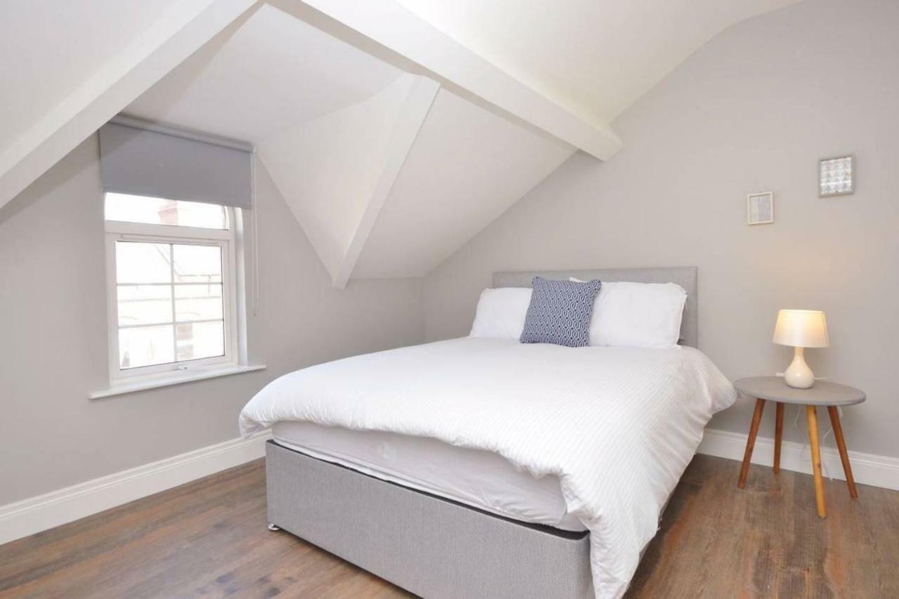 Queens Quarter Townhouse 2 Belfast Exterior foto